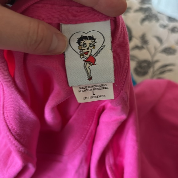 RARE Vintage Betty Boop “Boop in the City” Pink T-shirt - Picture 3 of 3
